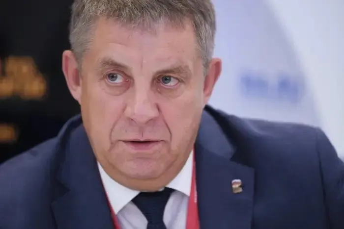 По данным региональных и партийных источников, отправленный в отставку глава Брянской области может вернуться в Государственную Думу, заняв вакантный мандат.