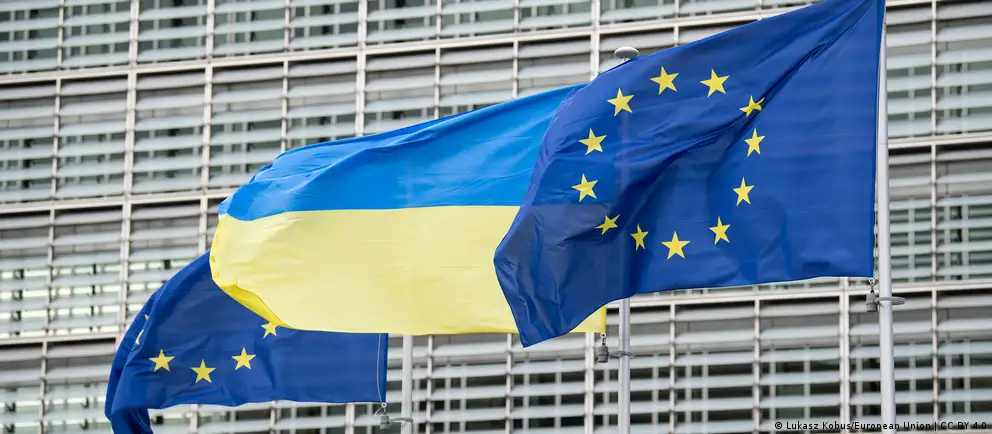 Евросоюз готов утвердить новый пакет ограничений в отношении лиц и структур, причастных к вывозу и принудительному перемещению украинских детей; обсуждение ожидается 12 мая на заседании в Брюсселе.