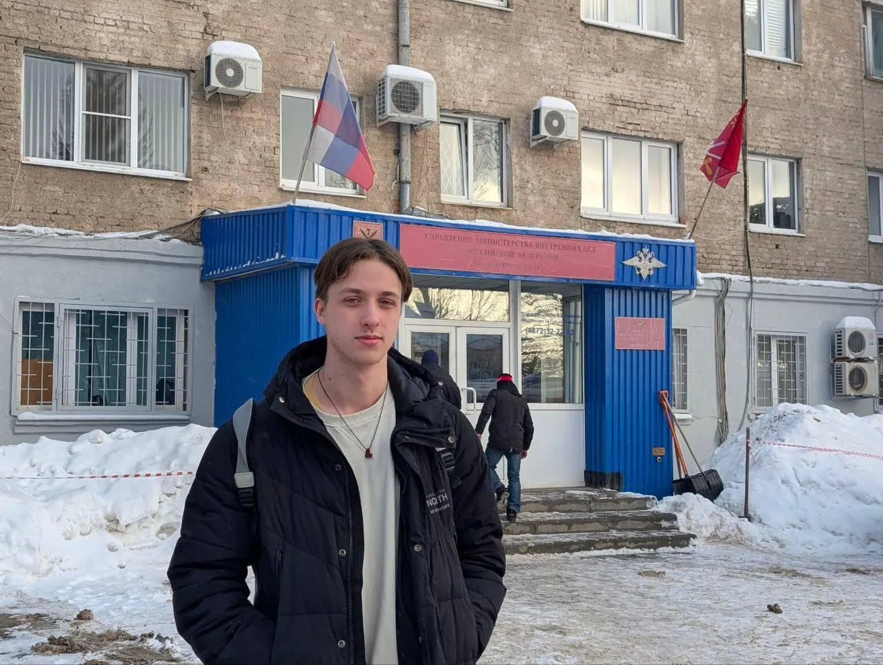 19‑летний активист из Тулы Евгений Малюгин включён в реестр «иностранных агентов». Он считает решение политически мотивированным, намерен оспаривать его и ранее подвергался административным преследованиям.