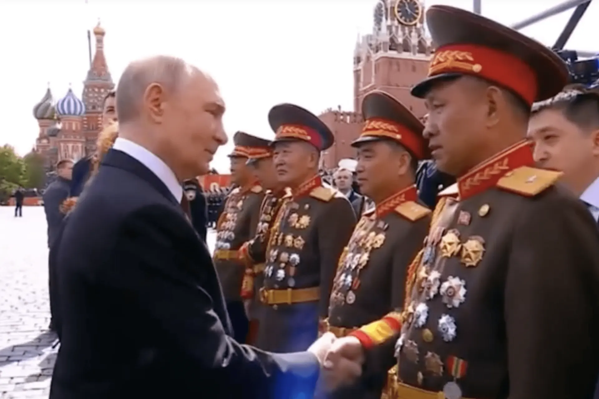 В декабре 2025 года в Пхеньяне прошла закрытая церемония вручения российских государственных наград северокорейским военным, участвовавшим в операции в Курской области. Фотографии и медали появились в мемориальном музее.