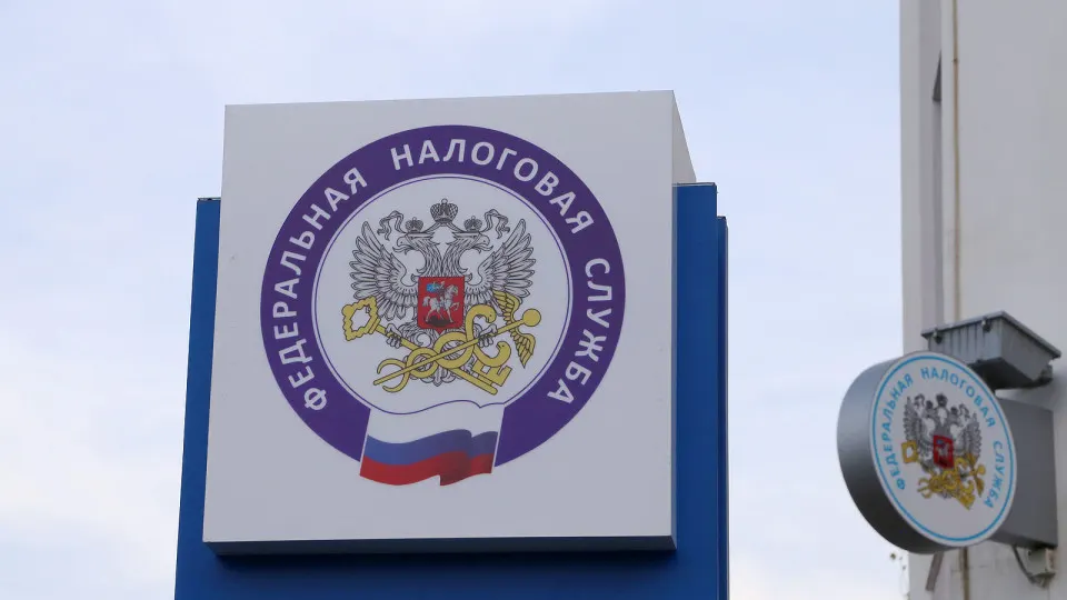 Проект об отсрочке снижения порога по НДС распространяется лишь на УСН — владельцы патентов (ПСН) останутся под действием новых правил, что особенно ударит по микробизнесу.