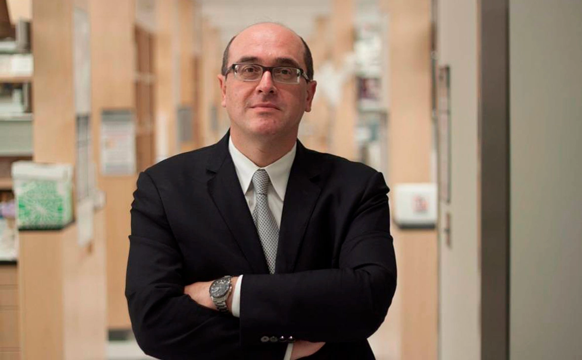 Физик Андрей Ростовцев считает, что затянувшаяся война и ухудшение правовой среды в России вытолкнули наверх научную посредственность и привели к травле учёных, сохраняющих международные контакты.