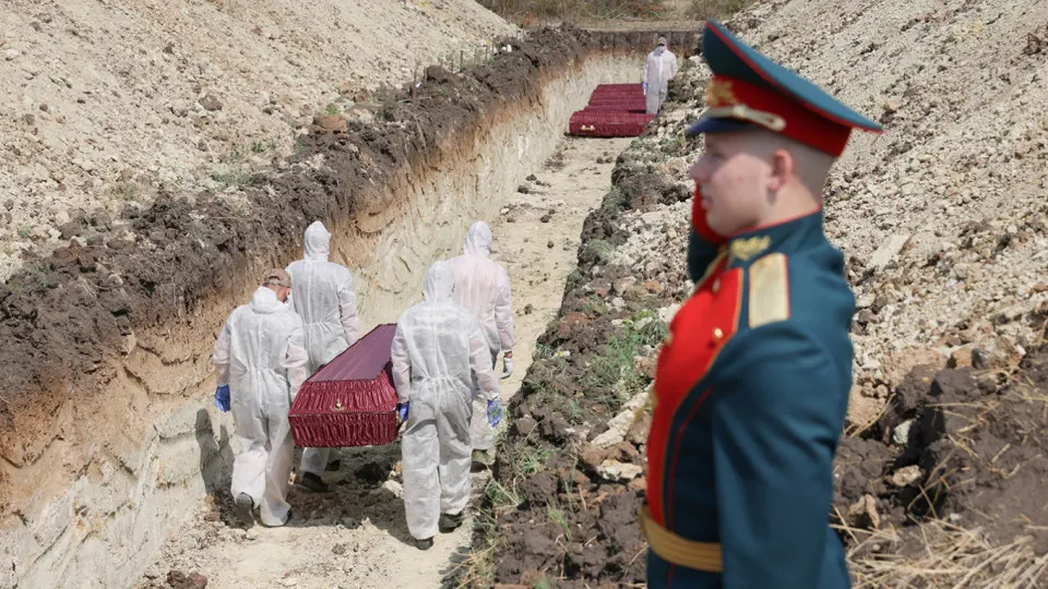Анализ поимённых списков, реестра наследственных дел и судебной статистики даёт минимальную документально обоснованную оценку в 352 тыс. погибших; в расчёт впервые включены признанные судами погибшими или пропавшими без вести.