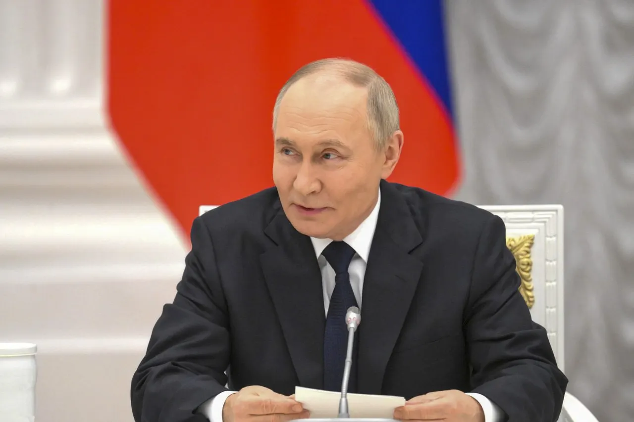 Президент заявил, что Россия располагает необходимыми возможностями для отражения любой агрессии в адрес Калининградской области. Заявление прозвучало в ответ на слова главы МИД Литвы о якобы существующих угрозах для российских баз ПВО.