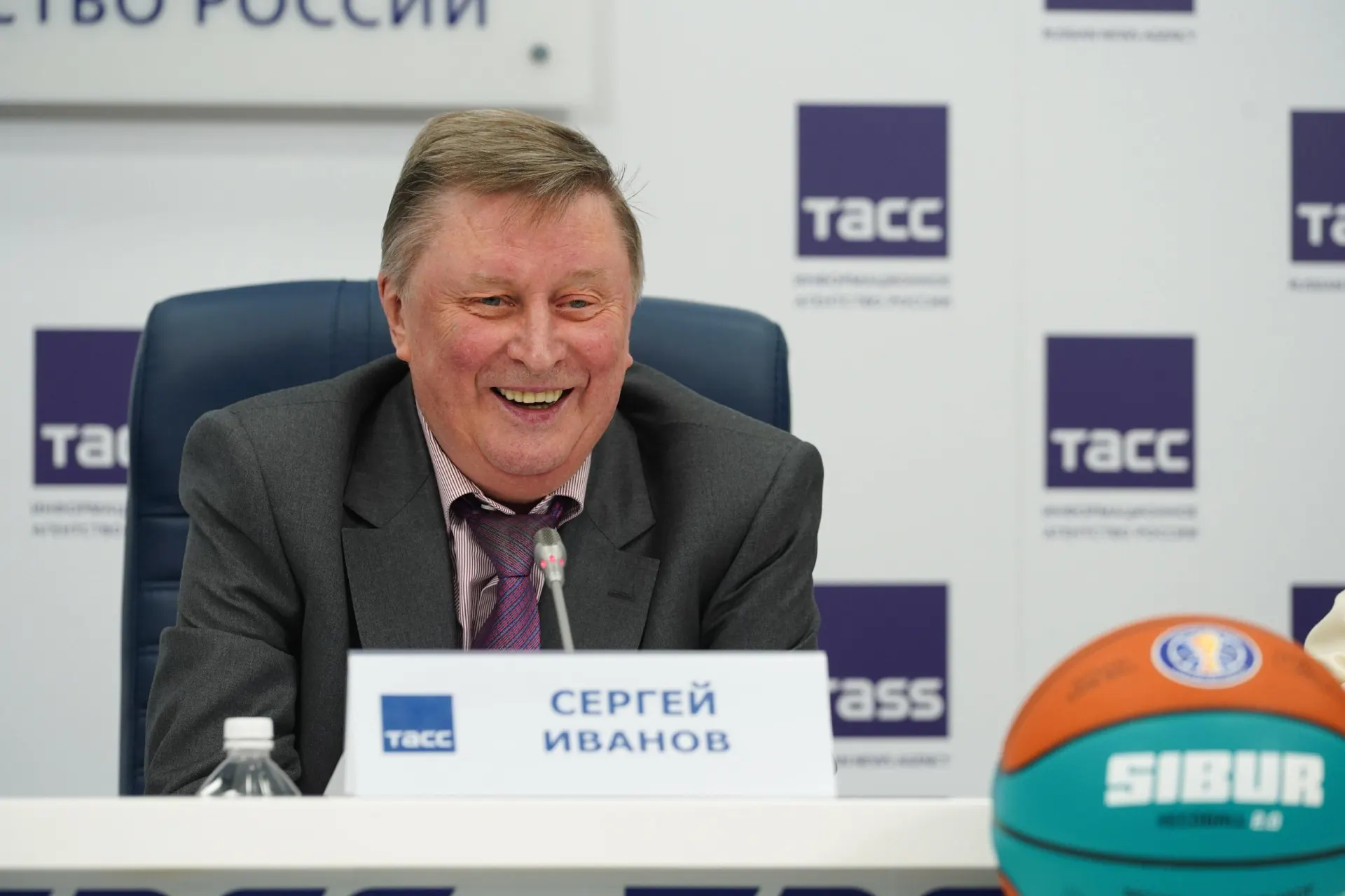 Государственный деятель умер в возрасте 73 лет. Близкий друг сообщил, что виделся с ним три дня назад.