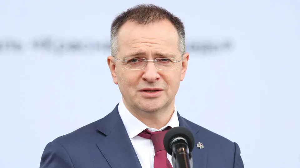 Помощник президента заявил о необходимости государственного контроля качества фильмов на всех этапах и поддержал идею цензуры, чтобы бюджетные средства не тратились «на барахло».