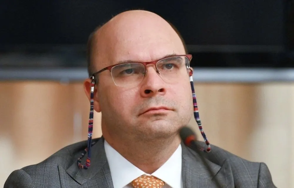 Зампред Центрального банка Заботкин заявил, что проценты по банковским вкладам должны лишь защищать сбережения от инфляции и не давать возможности жить за счёт доходов от вкладов.