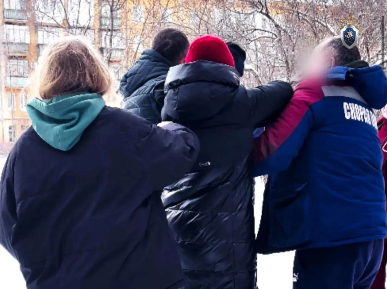 Суд признал 40‑летнего жителя Магнитогорска виновным в нападении на двух фельдшеров и водителя скорой, происшествие произошло 2 марта.