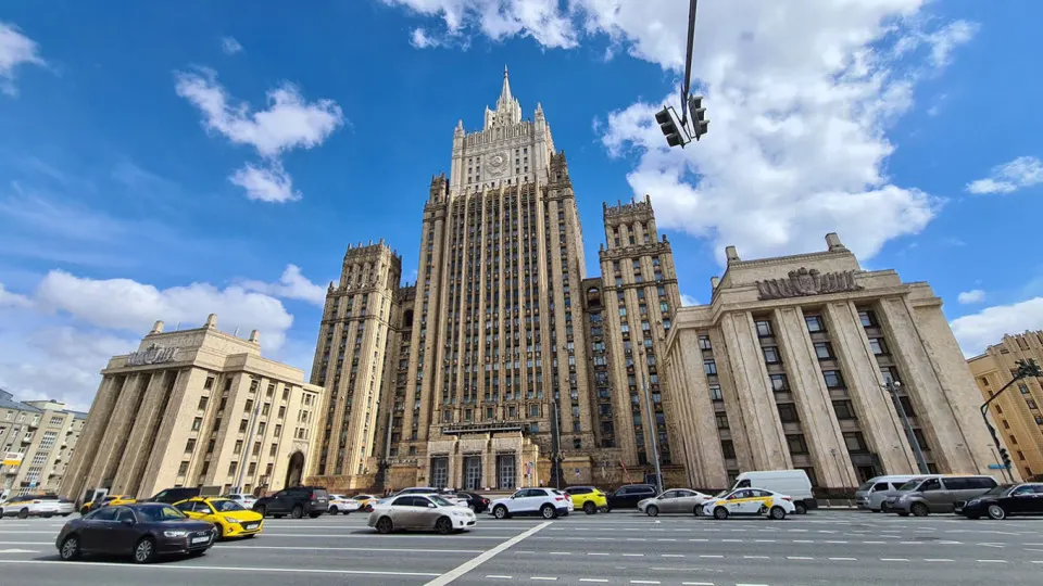 МИД РФ заявил, что заморозка боевых действий без устранения корневых причин кризиса невозможна; отмечены обвинения в адрес Киева и западных стран.