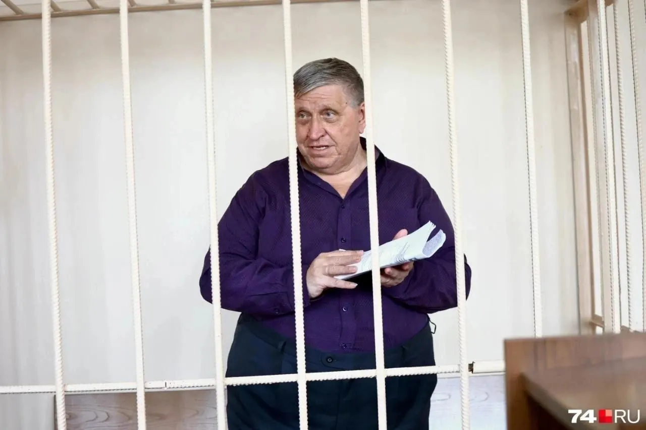 Дело об обвинении руководителя УКИКО в присвоении свыше миллиона рублей платежей жильцов 558 домов Челябинской области передано в суд; арестовано имущество на сумму 5,8 млн рублей.
