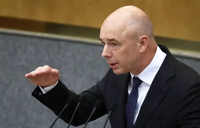 Министр финансов Антон Силуанов заявил на форуме, что базовым правилом финансовой работы является наличие резерва в ФНБ для финансирования обязательств независимо от колебаний цен на нефть.