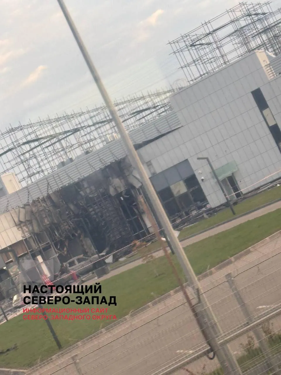 Беспилотники атакуют дата-центры, от которых зависят банковские переводы и онлайн‑сервисы; атаки зафиксированы в Балакове и других регионах, инфраструктура под угрозой.