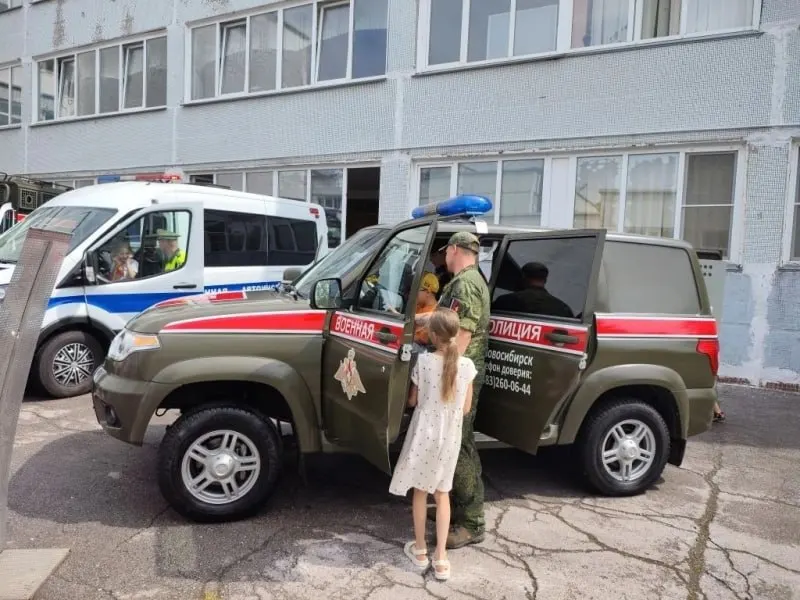Минобороны предлагает расширить полномочия военной полиции, включая право опрашивать граждан, проверять документы и работать в гражданской одежде.