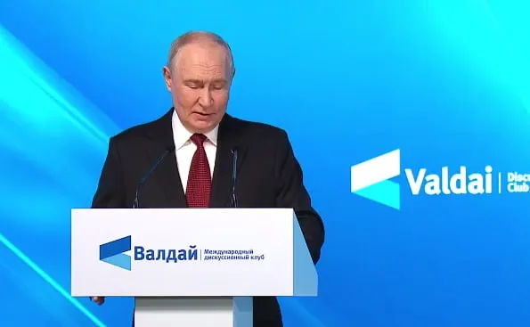 Лидер обозначил ключевые моменты конфликта и призвал к миру и совместным решениям.