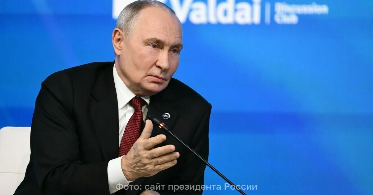 Путин сообщил на Валдайском клубе, что россияне пришли на участки голосовать, невзирая на угрозы со стороны Украины.